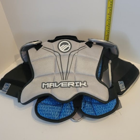 Maverik Charger Youth Lacrosse Shoulder Pads Size Small - Picture 1 of 2